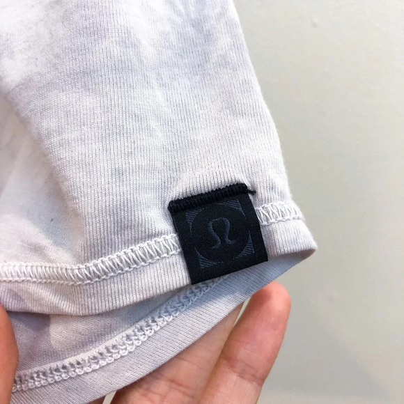 Lululemon Like New Collection White Splatter Printed Sleeveless Muscle Tank Top - Picture 4 of 9